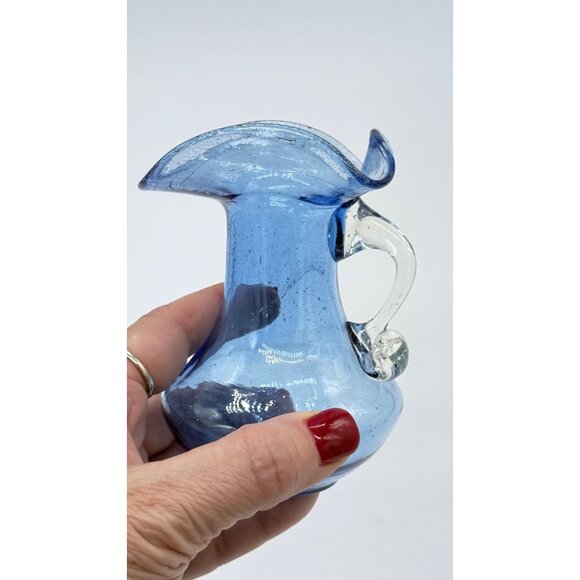 Vintage Cobalt Blue Hand Blown Glass Art Mini Pitcher W/applied Handle - Picture 3 of 6